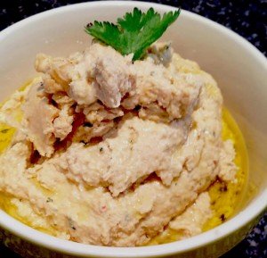 Ground Kush in Round Container with Hemp Leaves