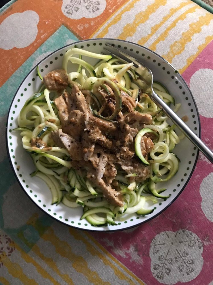 Ground Kush in Round Container with Hemp Leaves