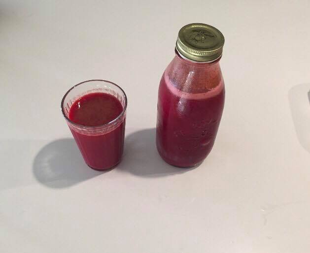 Ground Kush in Round Container with Hemp Leaves