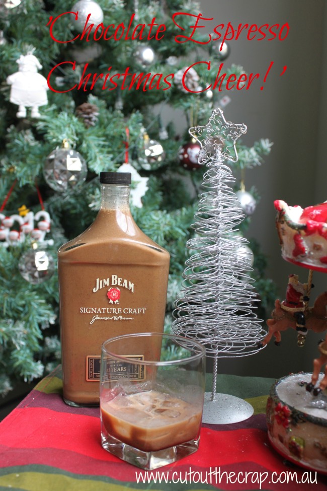 Ground Kush in Round Container with Hemp Leaves