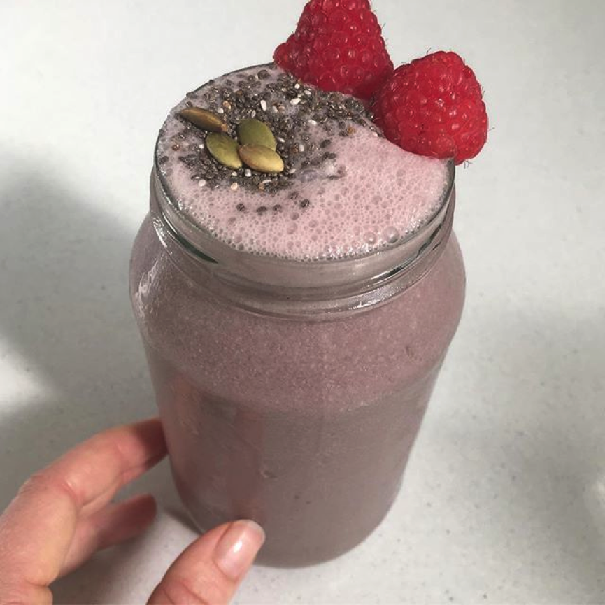 Ground Kush in Round Container with Hemp Leaves