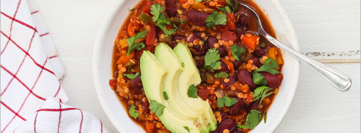 Ground Kush in Round Container with Hemp Leaves