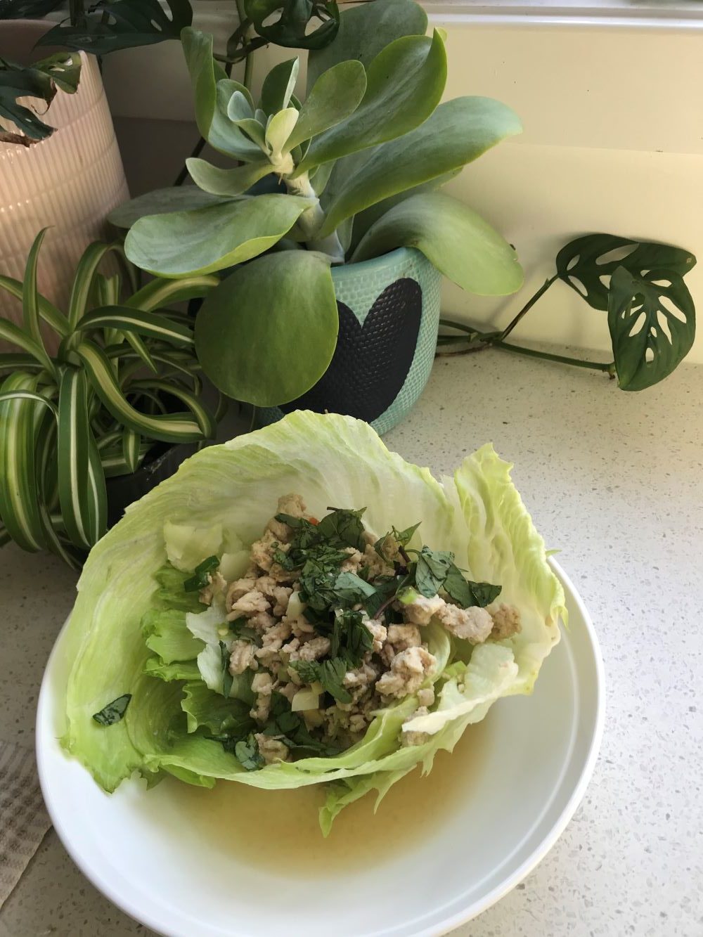 Ground Kush in Round Container with Hemp Leaves